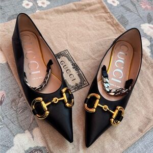 GUCCI Leather Point Toe Horsebit Silver Chain Ballet Flats
